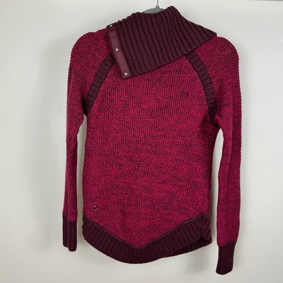 Lululemon Passage to Prana Sweater - Picture 5 of 10